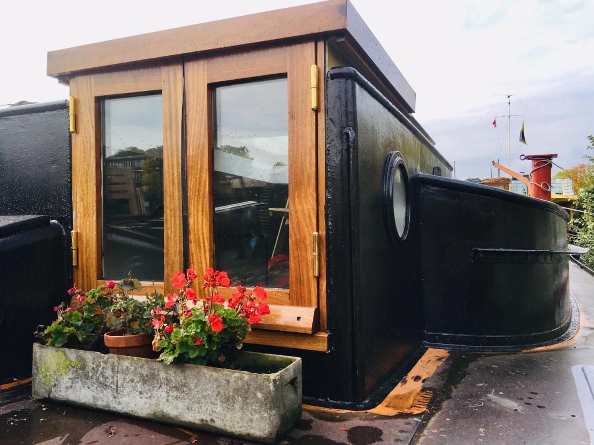 Hotel Houseboat Tante Piet Amsterdam Exterior foto
